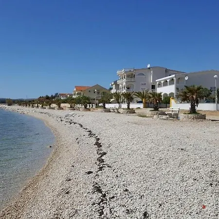 Apartment By The Sea - 24741 Vir