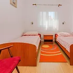 Daire By The Sea - 24741 Vir